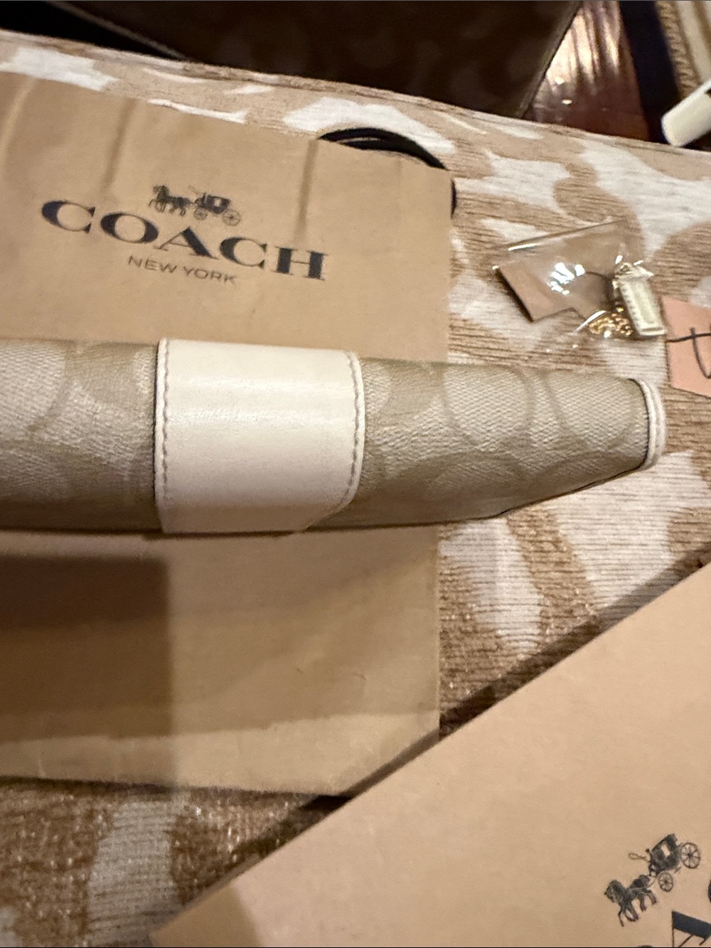 Coach Beige and Chalk Signature Continental Wallet - Picture 9 of 10